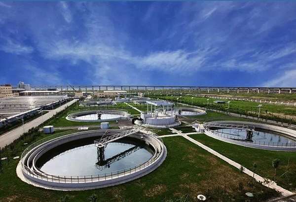 Sewage treatment and environmental engineering